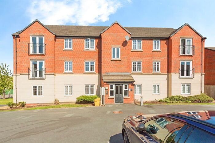 2 Bedroom Flat For Sale In Micklewait Avenue, Crigglestone, Wakefield, WF4