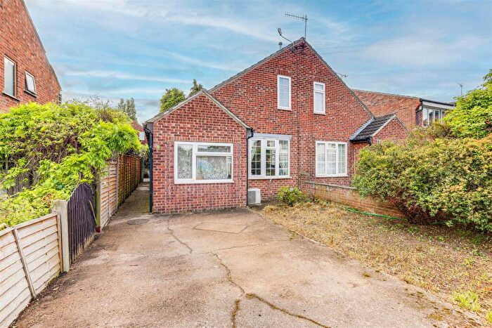 2 Bedroom Semi-Detached Bungalow For Sale In Oakfield Road, Stapleford, Nottinghamshire, NG9