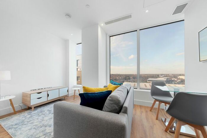 Studio To Rent In Westgate House, West Gate, London, W5