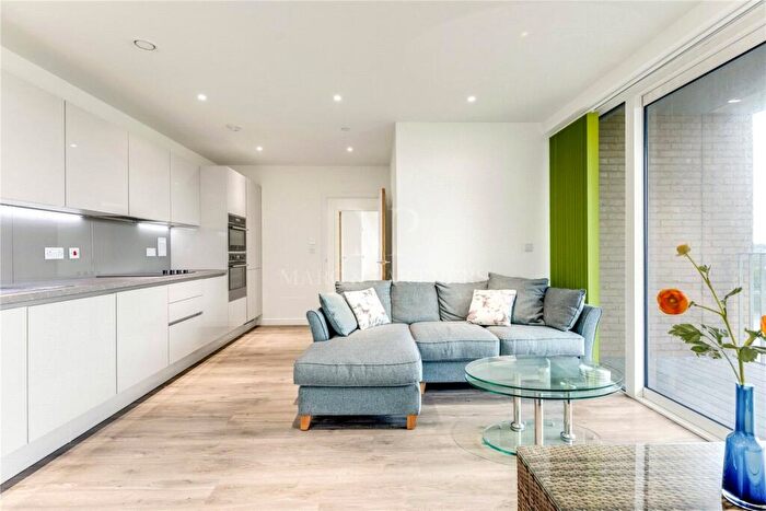 2 Bedroom Apartment To Rent In Hendon Waterside, Hawfinch House, London, NW9