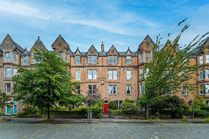 2 Bedroom Flat For Sale In Warrender Park Road, Edinburgh, EH9