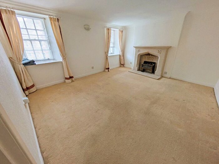 2 Bedroom Flat To Rent In Bishops Close, Brechin, DD9