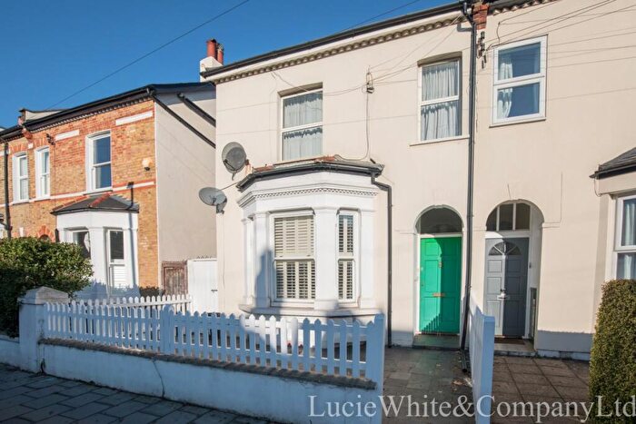 2 Bedroom Flat To Rent In Fernlea Road, Balham, SW12