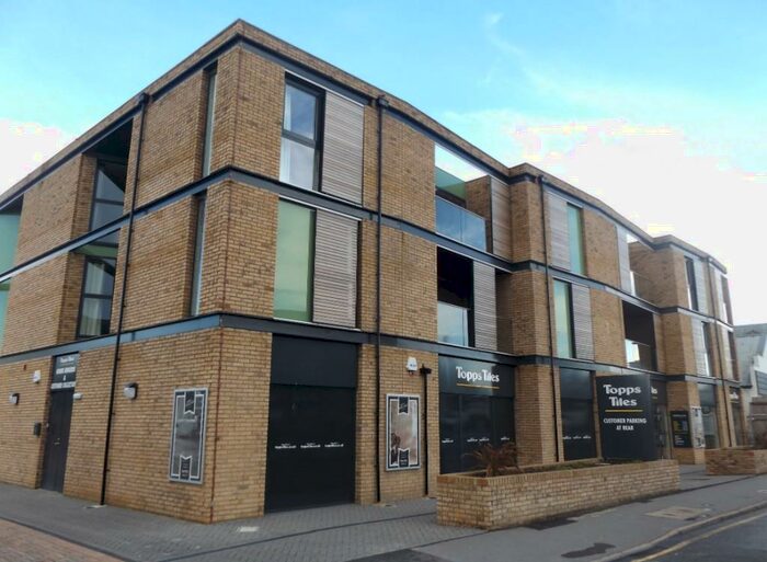 1 Bedroom Flat To Rent In Goldsworth Road, Woking, Surrey, GU21