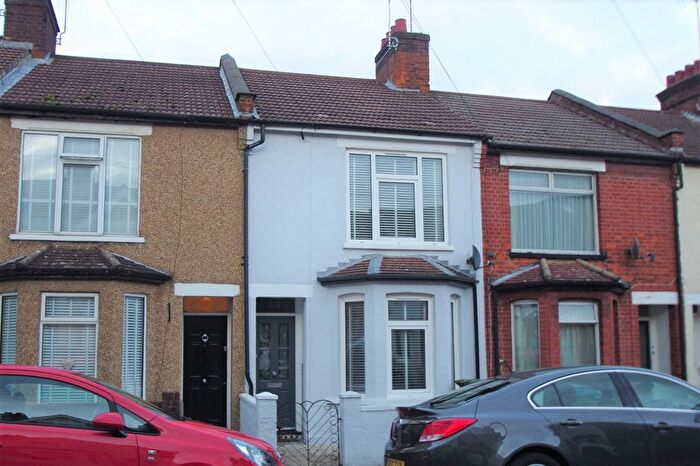 3 Bedroom Terraced House To Rent In Yarmouth Road, Watford, WD24