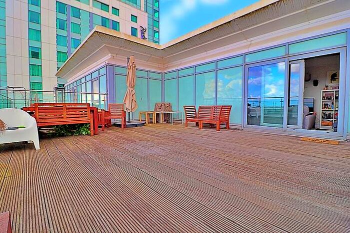 1 Bedroom House For Sale In Meridian Plaza Cardiff, CF10