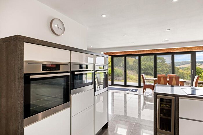 4 Bedroom Detached House For Sale In Canterbury Road, Lydden, Dover, CT15