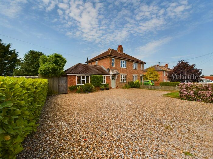 2 Bedroom Semi-Detached House For Sale In Rectory Hill, Rickinghall, Diss, IP22