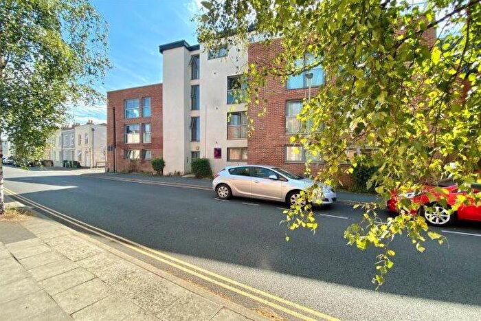 1 Bedroom Flat To Rent In St. Pauls Road, Cheltenham, GL50