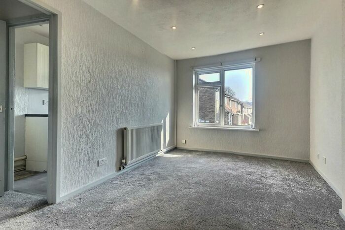 1 Bedroom Flat To Rent In Tennyson Avenue, Stanley, Wakefield, WF3