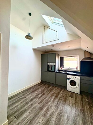 2 Bedroom Flat To Rent In Greenhill Lane, Alfreton, DE55