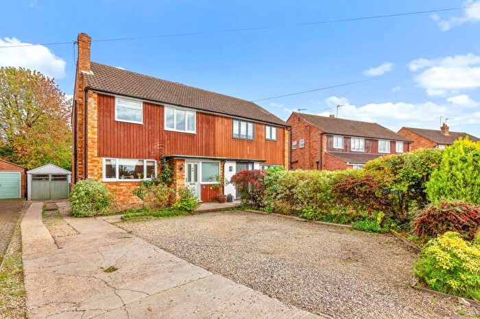 5 Bedroom Semi-Detached House For Sale In The Cedars, Wendover, HP22
