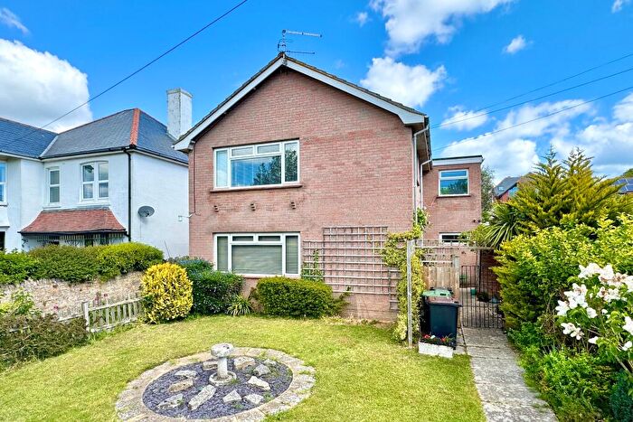 3 Bedroom Flat For Sale In Victoria Avenue, Swanage, BH19