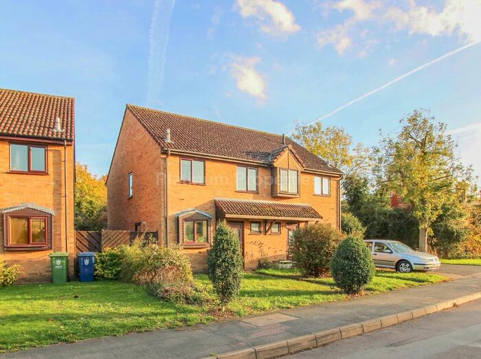 3 Bedroom Semi-Detached House To Rent In Cambridge Road, Waterbeach, CB25