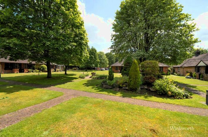 2 Bedroom Bungalow For Sale In Bagshot Road, Ascot, Berkshire, SL5