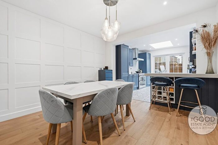 3 Bedroom Terraced House For Sale In Forest Road, Loughton, IG10