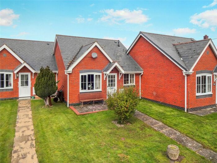 2 Bedroom Bungalow For Sale In Cae Haidd, Llanymynech, Powys, SY22