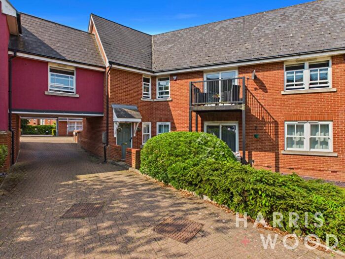 3 Bedroom Maisonette For Sale In Rouse Way, Colchester, Essex, CO1