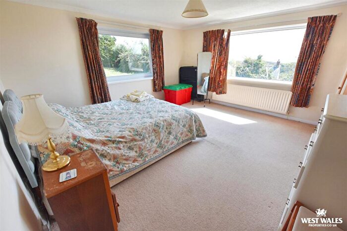 4 Bedroom Detached House For Sale In Anchor Down, Solva, Haverfordwest, SA62