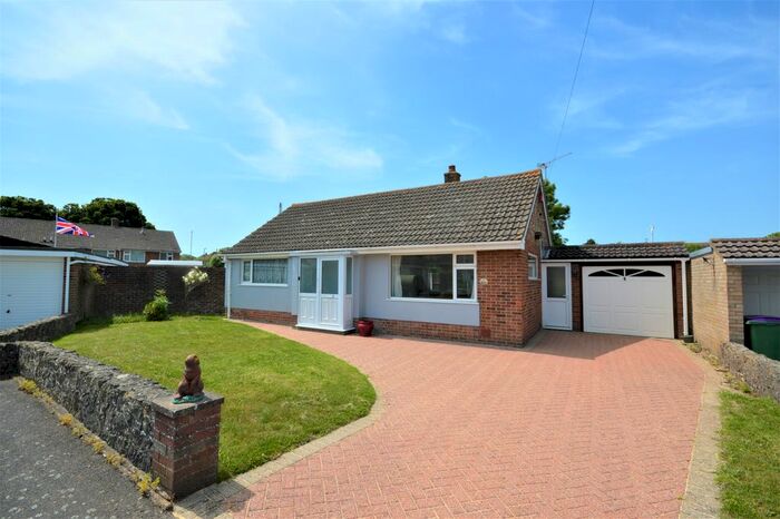 2 Bedroom Detached Bungalow To Rent In Firs Close, Cheriton, Folkestone, CT19
