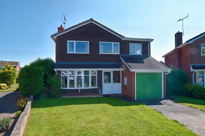 4 Bedroom Detached House For Sale In Holly Close, Market Drayton, TF9