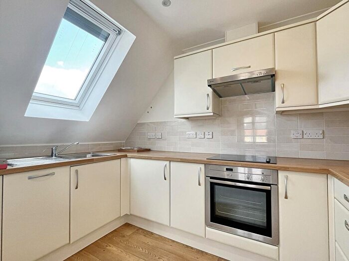 1 Bedroom Flat For Sale In Acacia Court, Tweentown, Cheddar, Somerset., BS27