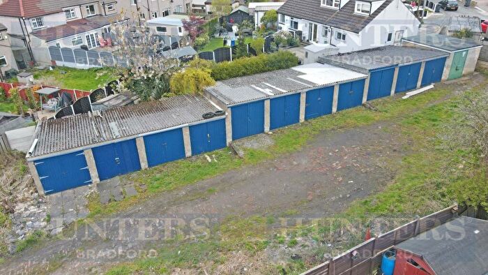 Garage / Parking To Rent In Garage Rear Of, /, Acre Avenue Bradford, West Yorkshire, BD2