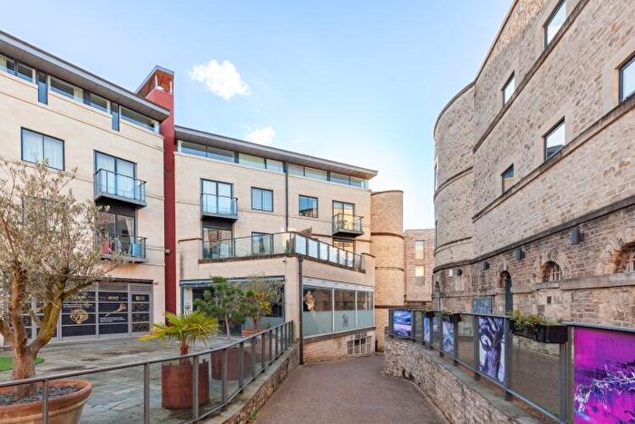 1 Bedroom Apartment To Rent In Oxford Castle, City Centre, OX1