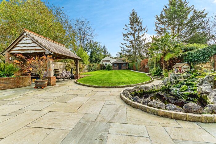 4 Bedroom Detached Bungalow For Sale In Lusted Hall Lane, Westerham, TN16