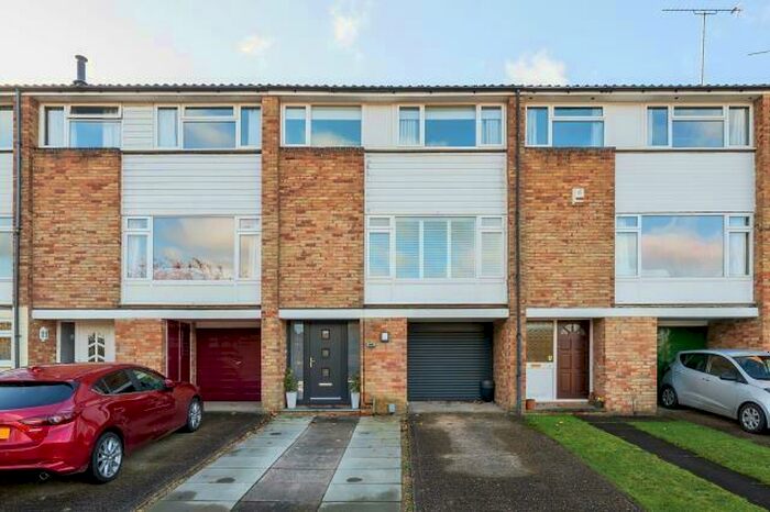 3 Bedroom Town House For Sale In Chesham, Buckinghamshire, HP5