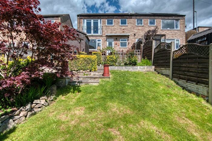 3 Bedroom Semi-Detached House For Sale In Megdale, Matlock, DE4