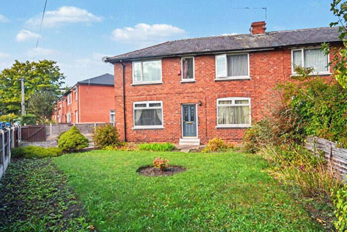 3 Bedroom Semi Detached House For Sale In Rufford Street, Wakefield, West Yorkshire, WF2