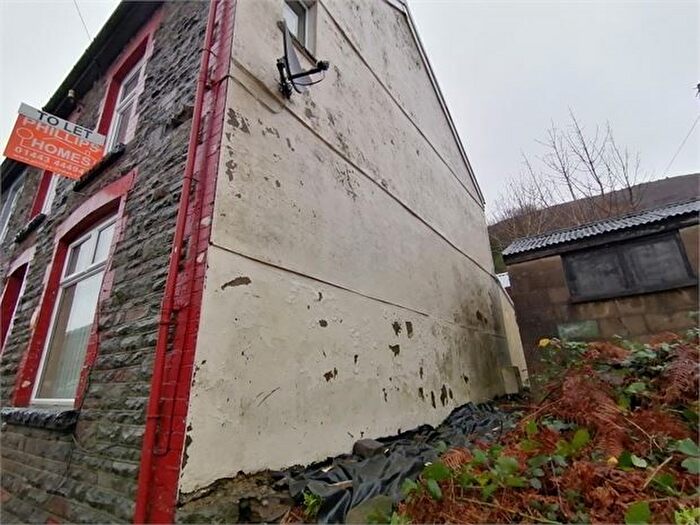 2 Bedroom Terraced House To Rent In Ynyscynon Road, Trealaw, CF40