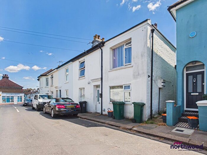 1 Bedroom Flat To Rent In Gardener Street, Portslade, Brighton And Hove, BN41
