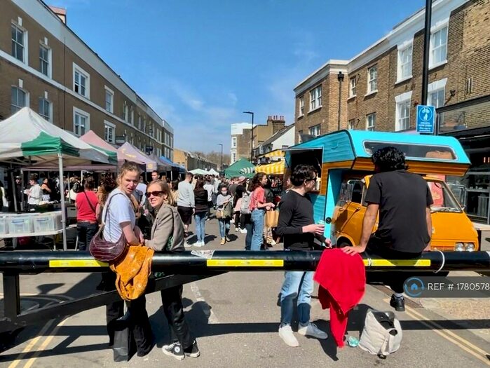 2 Bedroom Flat To Rent In Broadway Market, London, E8