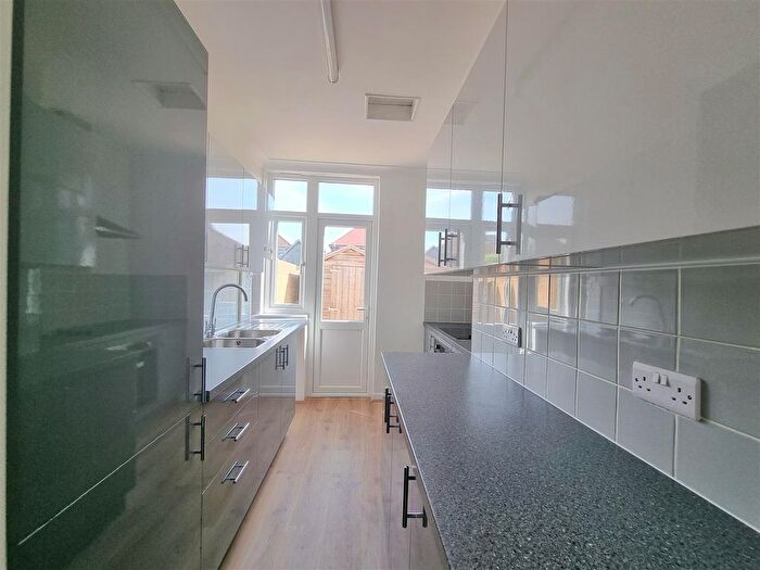 3 Bedroom End Of Terrace House For Sale In Eastbourne Avenue, Elson, Gosport, PO12