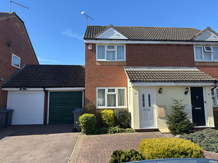 2 Bedroom Semi Detached House For Sale In Lawn Way, Felixstowe, IP11