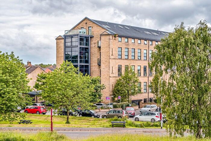 1 Bedroom Apartment For Sale In Cavendish Court, Drighlington, BD11