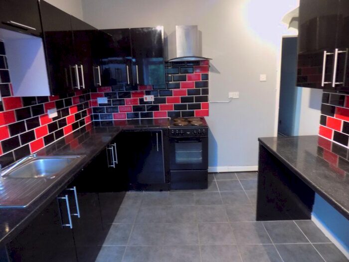 3 Bedroom Property To Rent In Dyffryn Road, Alltwen, Pontardawe, Swansea, SA8