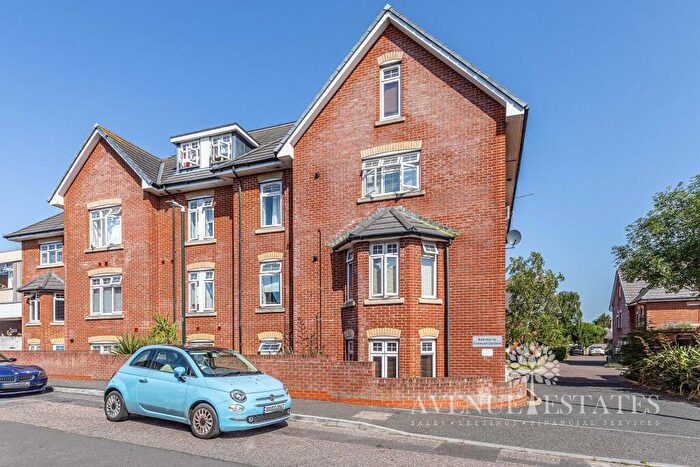 1 Bedroom Flat For Sale In Oliver Court, Cromwell Gardens, Bournemouth, Bournemouth Christchurch Poole, BH5