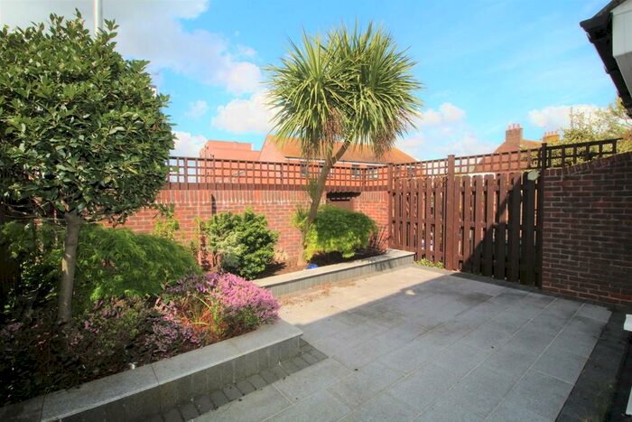 4 Bedroom Terraced House To Rent In St. Aubyns Court, Poole, BH15