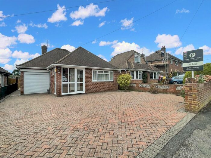 3 Bedroom House To Rent In Lansdell Avenue, High Wycombe, HP12