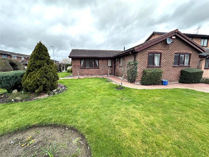 3 Bedroom Bungalow To Rent In Becconsall Drive, Crewe, Cheshire, CW1