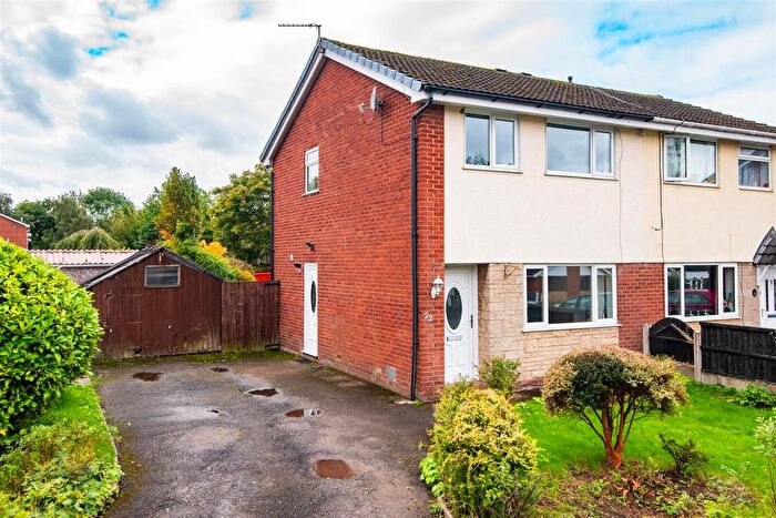 3 Bedroom Semi Detached House For Sale In School Field, Bamber Bridge, Preston, PR5