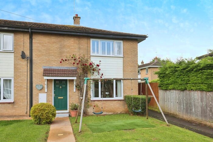 2 Bedroom End Of Terrace House For Sale In Meldrum Court, Temple Herdewyke, Southam, CV47