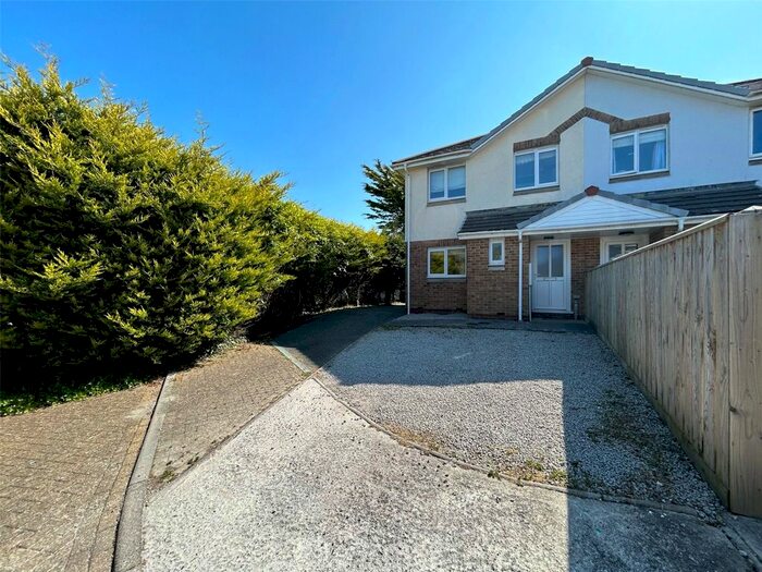 3 Bedroom Semi-Detached House To Rent In Monterey Close, Bude, EX23
