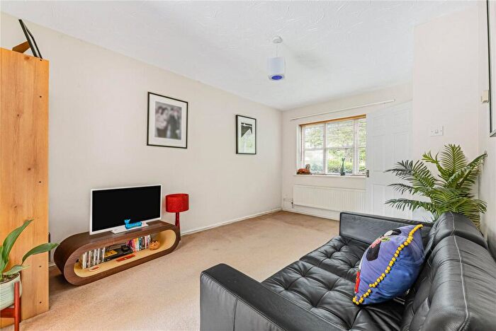 2 Bedroom Terraced House To Rent In Clarendon Close, London, E9
