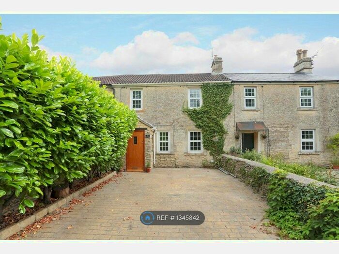 3 Bedroom Terraced House To Rent In The Laurels, The Gibb, SN14