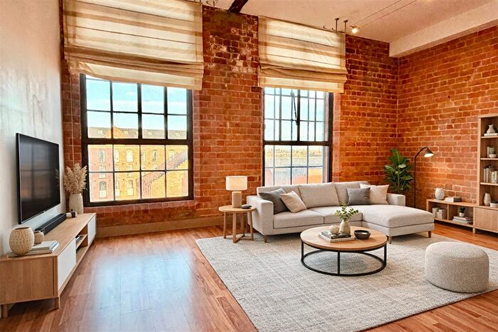 2 Bedroom Flat For Sale In The Lace Mill, Wollaton Road, Beeston, NG9