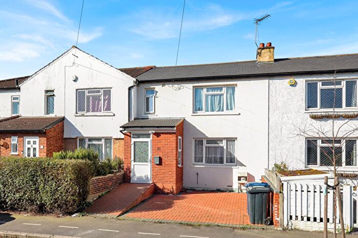 4 Bedroom Terraced House To Rent In Almond Avenue, London, W5